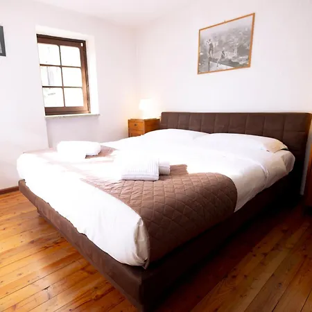 The Mountain View - Apartment